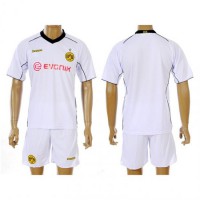 Dortmund 2011-2012 blanca